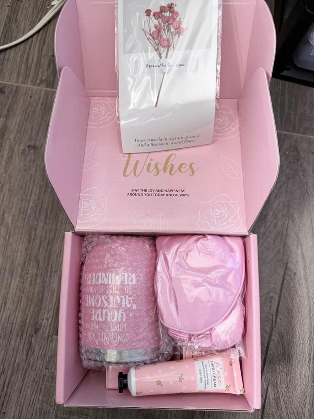 Pink luxury pamper set spa basket box set tumble, sleep mask, hand cream & more
